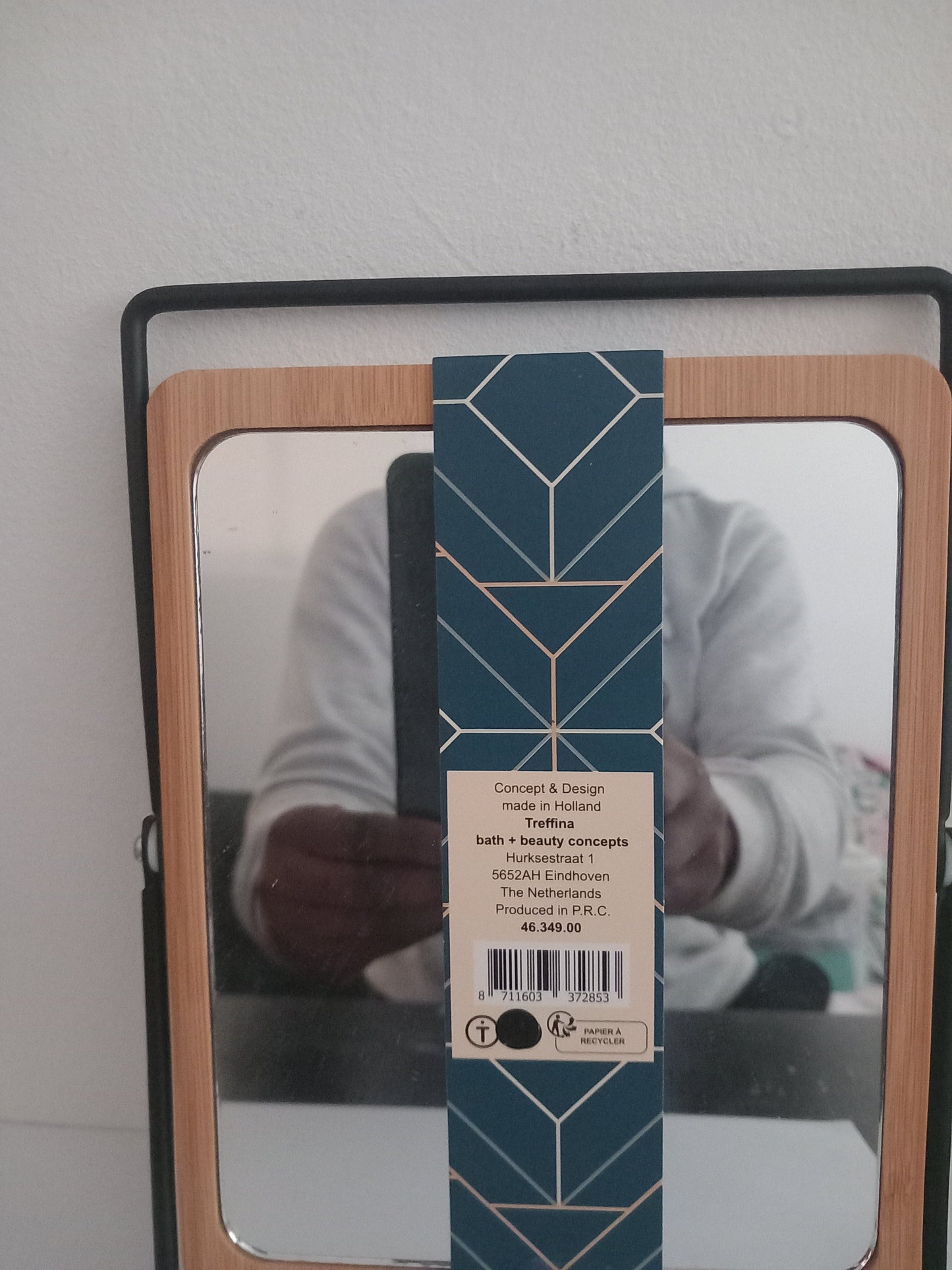 Casuelle Make Up Mirror 3x Magnification with stand double sided Nak Health and Beauty