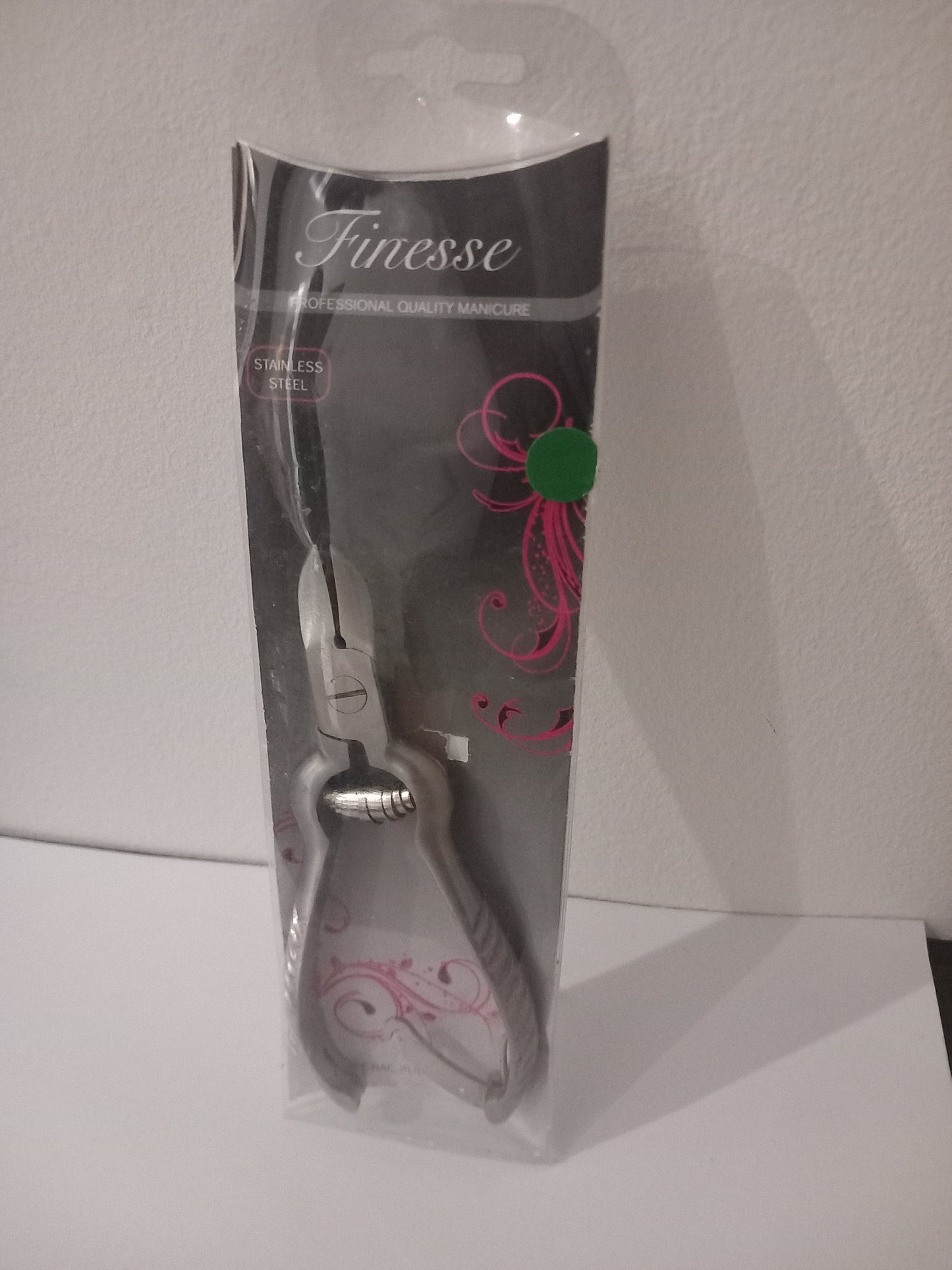 Finesse Toe Nail Plier with Coil Nak Health and Beauty