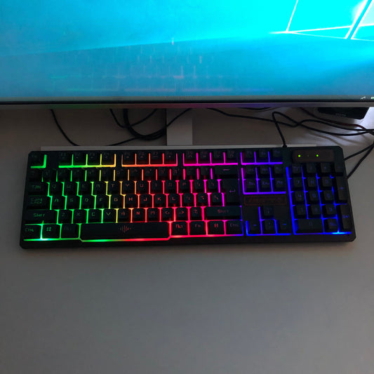 Light Keyboard Fuchsia Molly