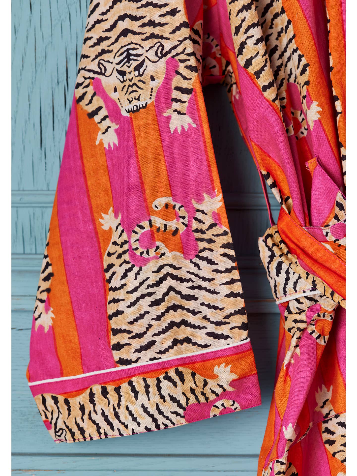 Tiger Stripe Dressing Gown L/XL Nak Health and Beauty