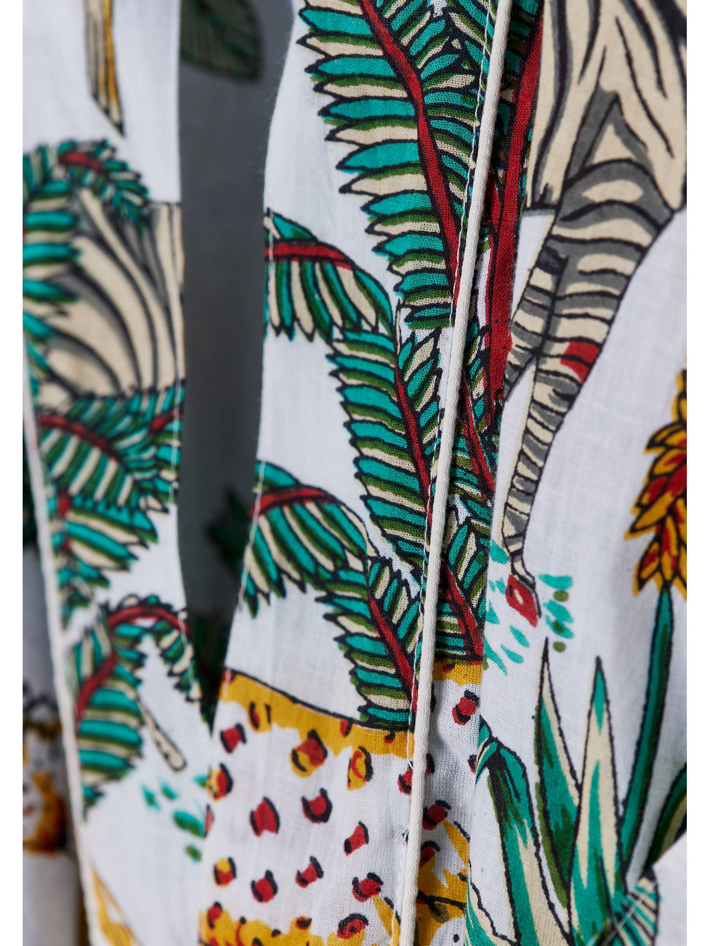 Jungle Print Dressing Gown - White Nak Health and Beauty