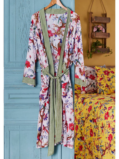 Bird of Paradise Dressing Gown - White S/M Nak Health and Beauty